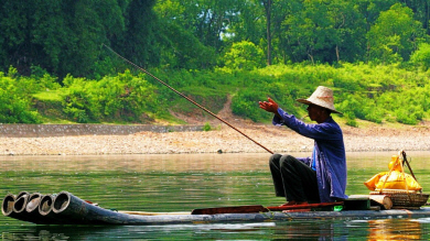 Guangxi - Li River Sights (6).jpg (245233 bytes)