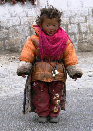 Tibet People (15).jpg (236966 bytes)