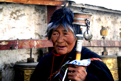 Tibet People (6).jpg (304451 bytes)