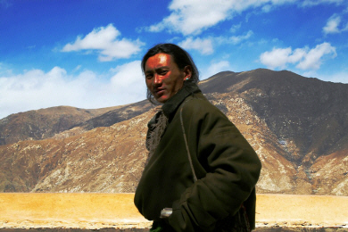 Tibet People (7).jpg (178708 bytes)