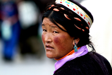 Tibet People (8).jpg (229520 bytes)