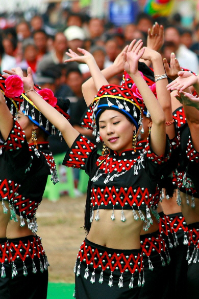 Yunnan - Ethnic Festival, Jinghong (3).jpg (221005 bytes)