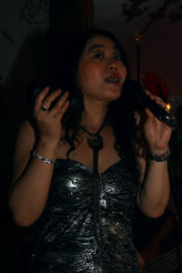 IMG_2720.jpg (123499 bytes)